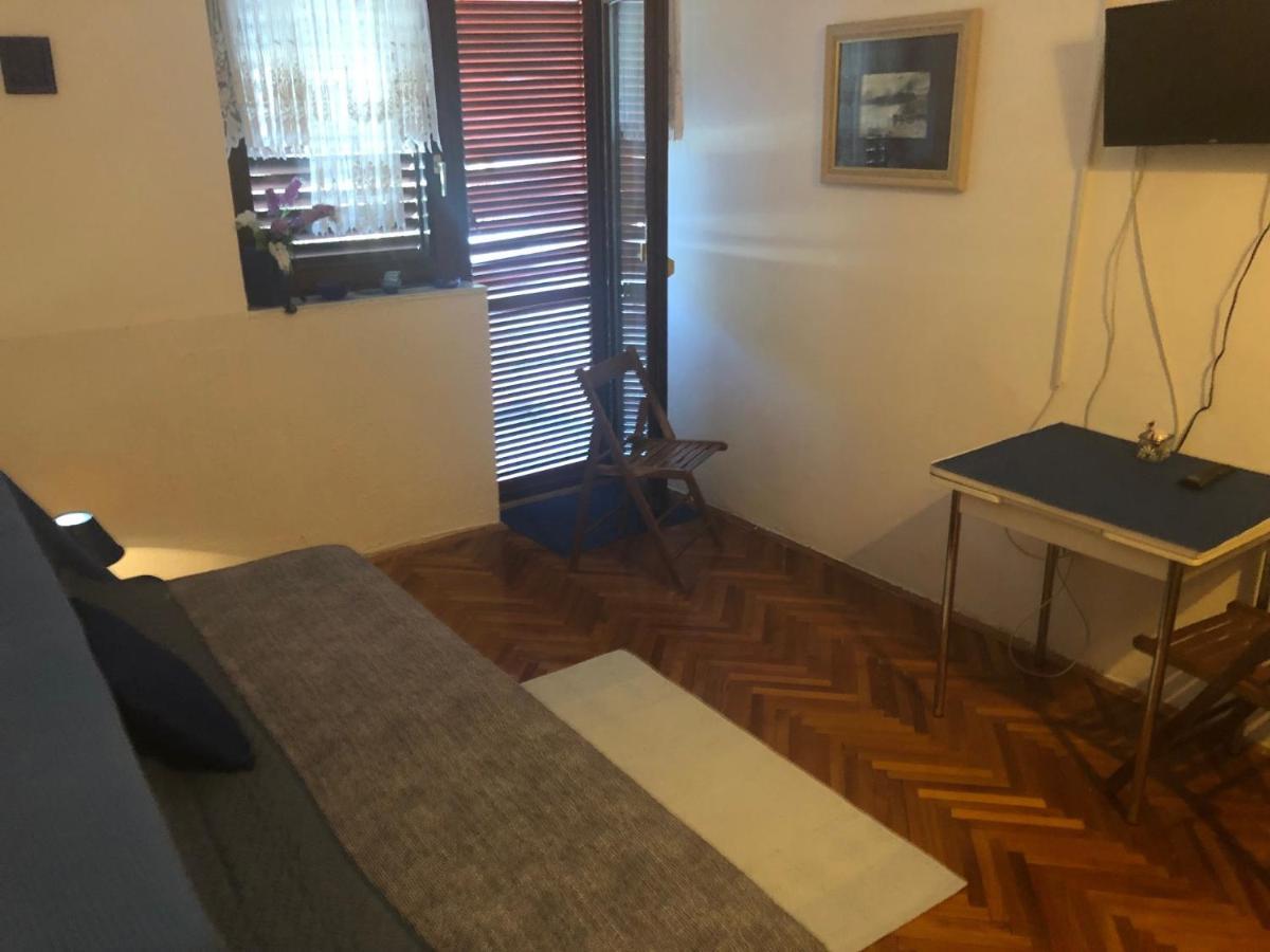 Apartments And Rooms With Parking Space Klenovica, Novi Vinodolski - 5590 Extérieur photo